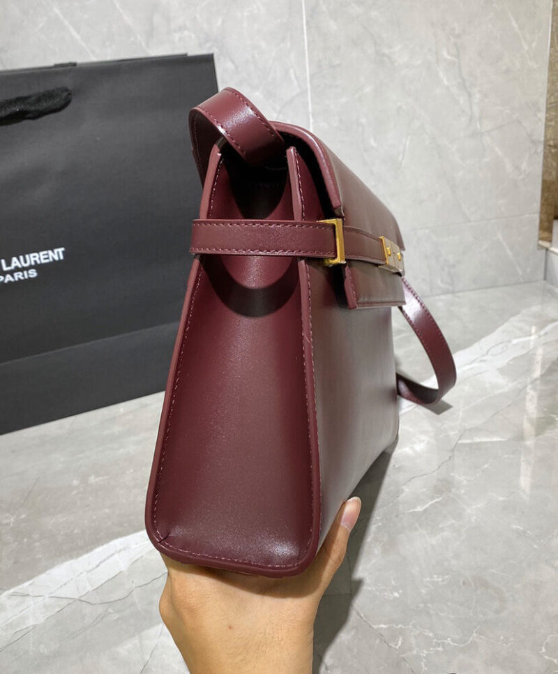 Saint Laurent Manhattan Shoulder Bag In Smooth Leather 579271